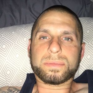 Meet your Posher, Charles